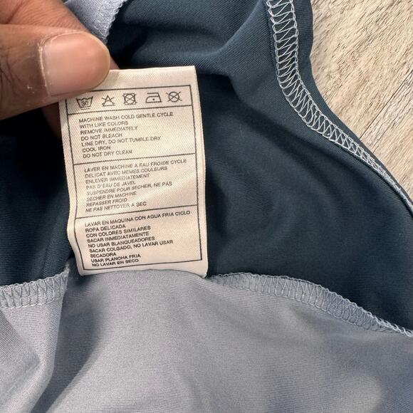 Nike ACG Gray Colorblock Men M Base Layer 1/4 Zip Performance Shirt Short Sleeve - Picture 5 of 8